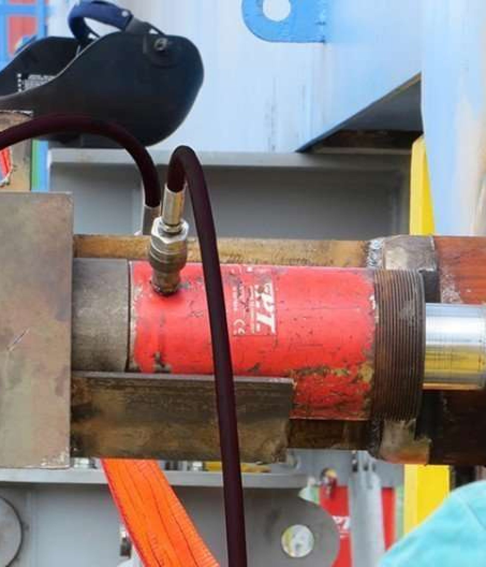 Hydraulic-cylinders-with-spring-return-2