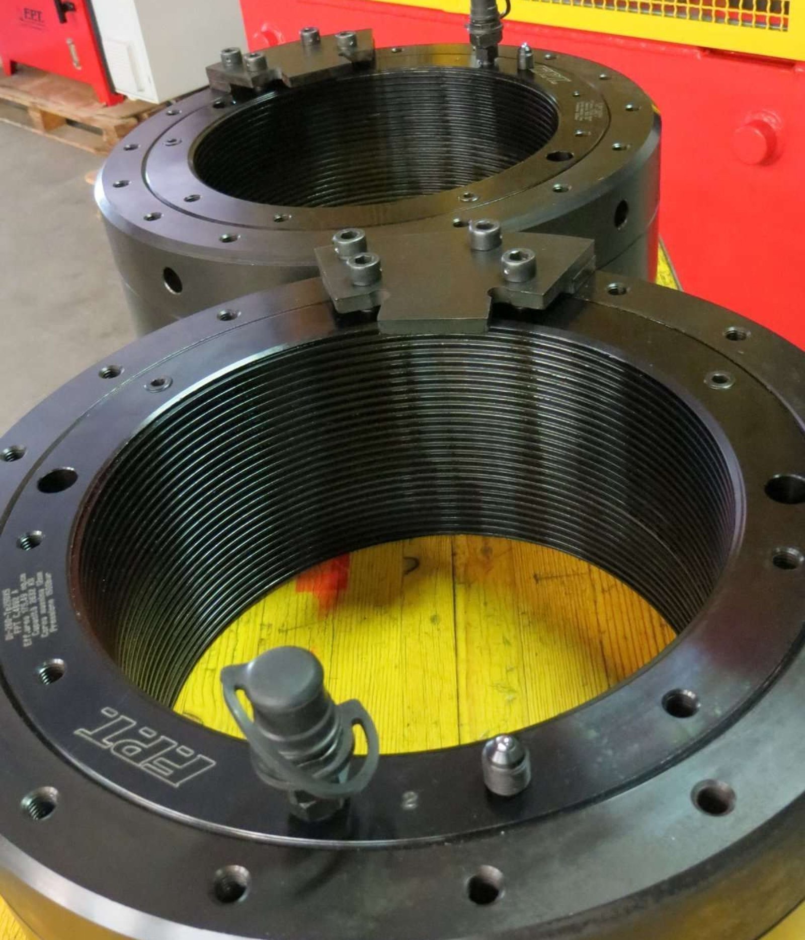 Hydraulic-nuts-for-bearings-2