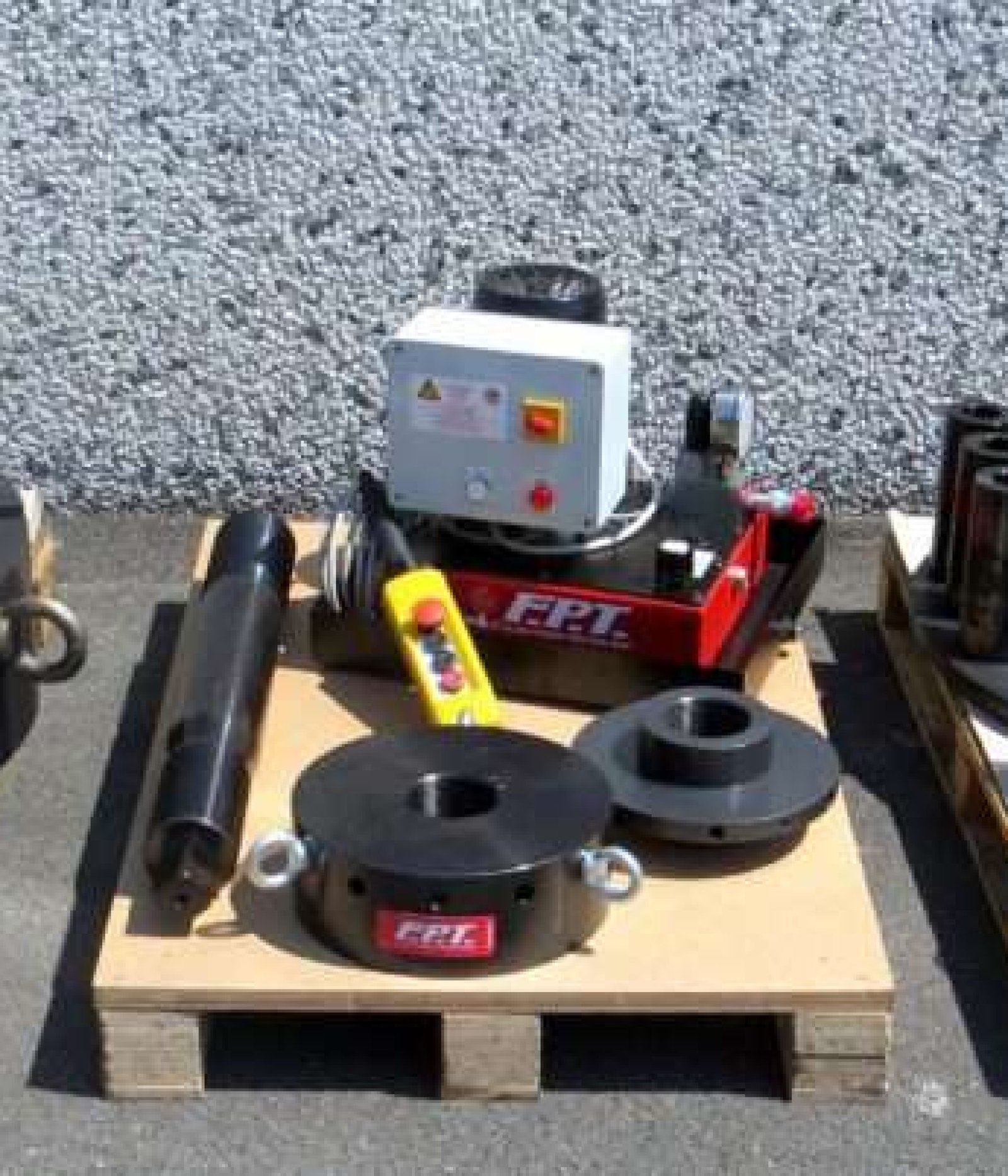 hot-bolt-clamp-fpt-940x403