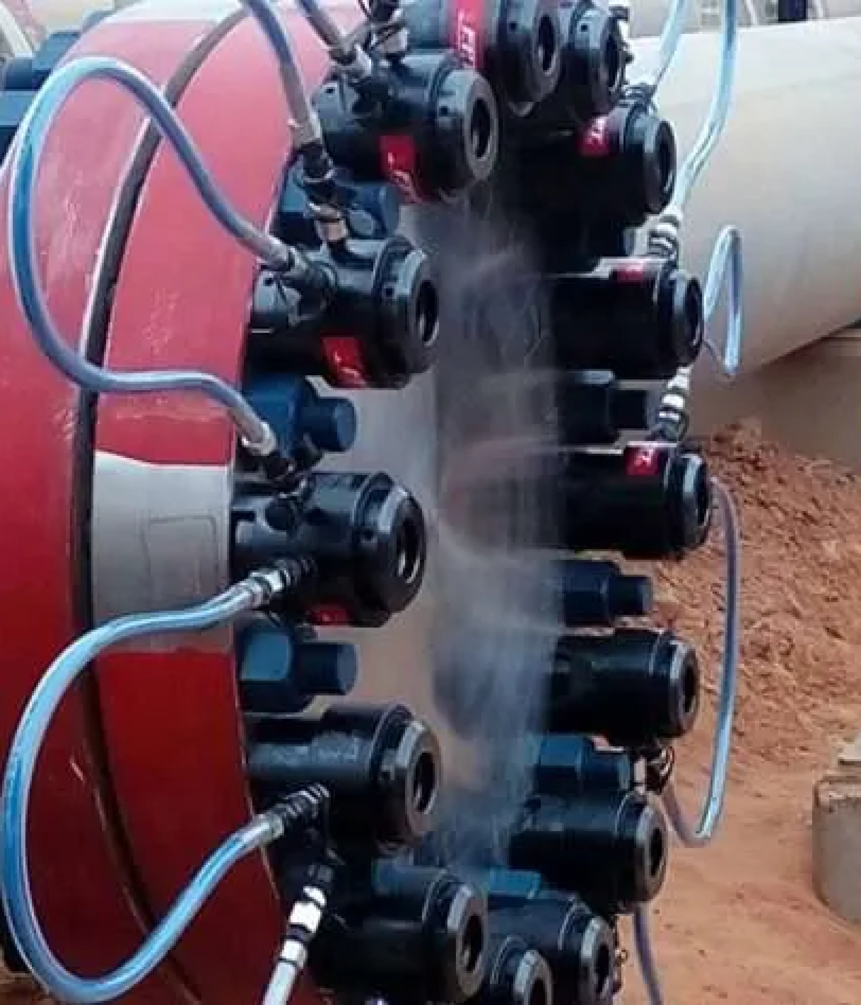 hydraulic-bolt-tensioners-tightening-3