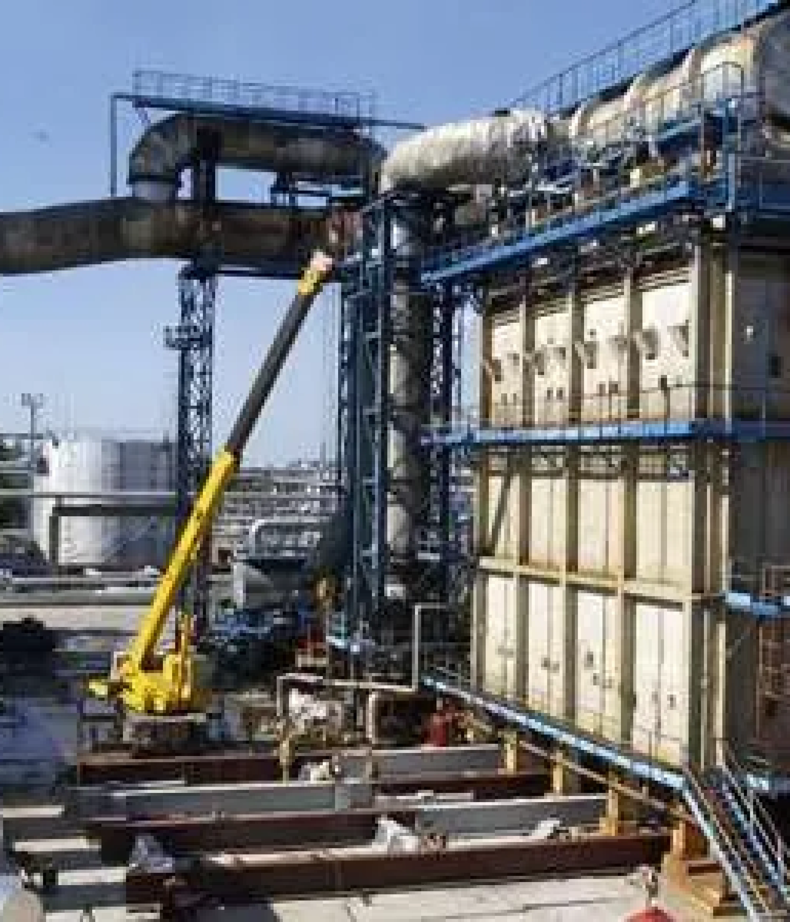 lifting_jacks_refinery