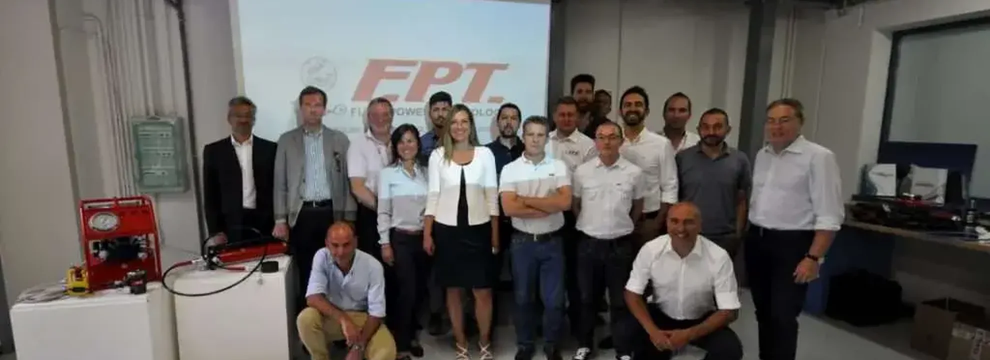 training-fpt-2-1024x647